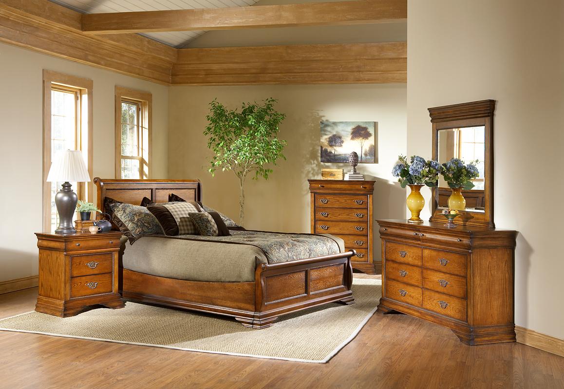 Largo Shenandoah Queen Size Low Profile Sleigh Bed with Panel